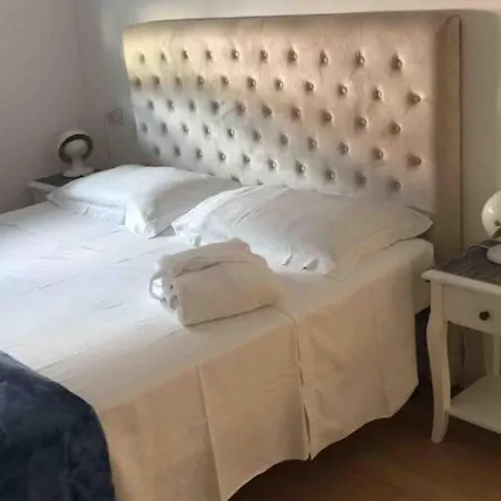 Ligeia Apartment